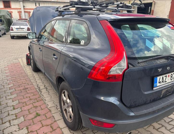 Volvo XC60 5