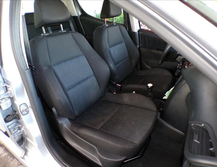 Peugeot 207 17