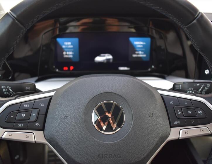 Volkswagen Golf 49
