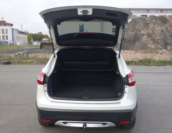 Nissan Qashqai 25