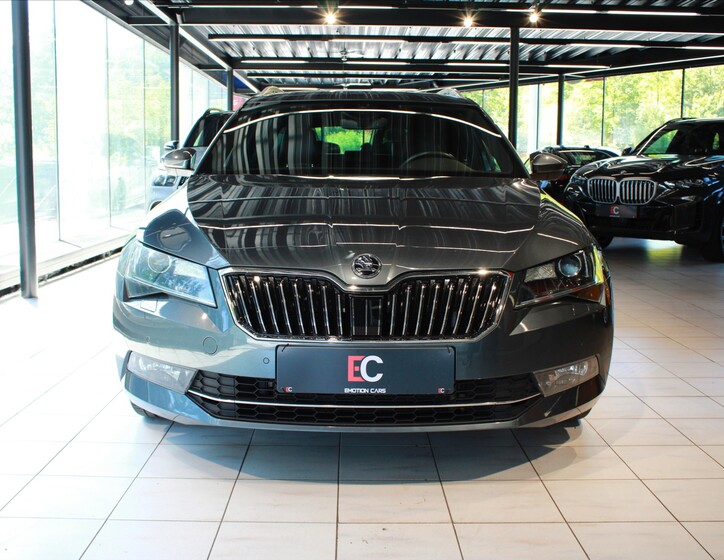 Škoda Superb 2