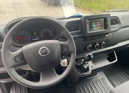 Nissan Interstar 10