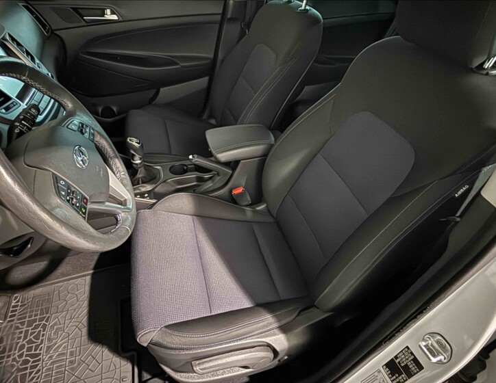 Hyundai Tucson 7