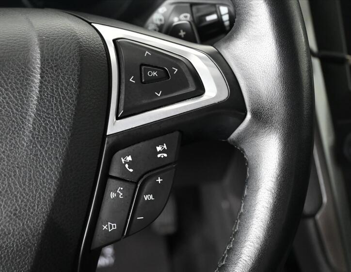 Ford Mondeo 18
