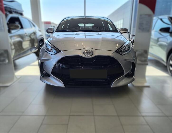 Toyota Yaris 2