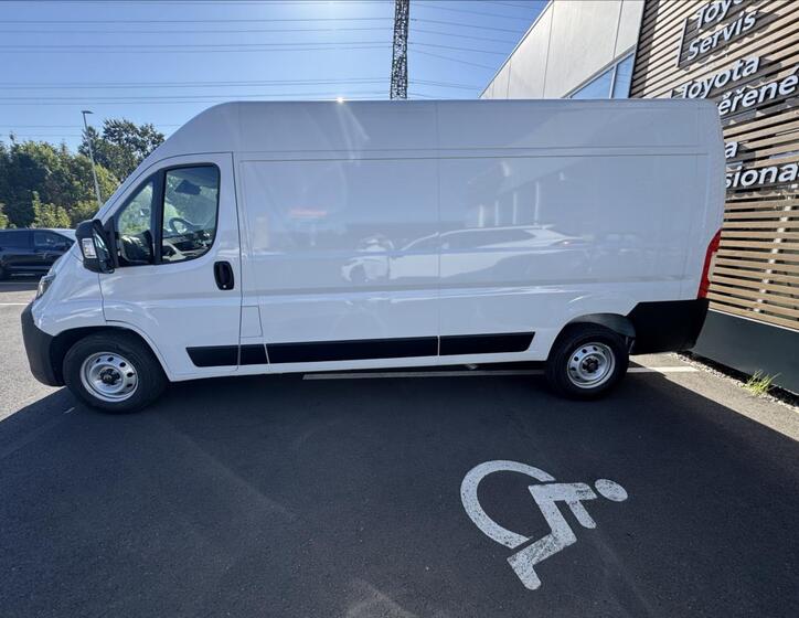 Toyota Proace Max 3