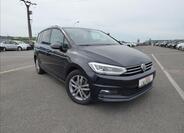 Volkswagen Touran 1