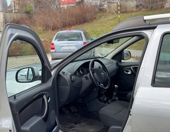 Dacia Duster 18
