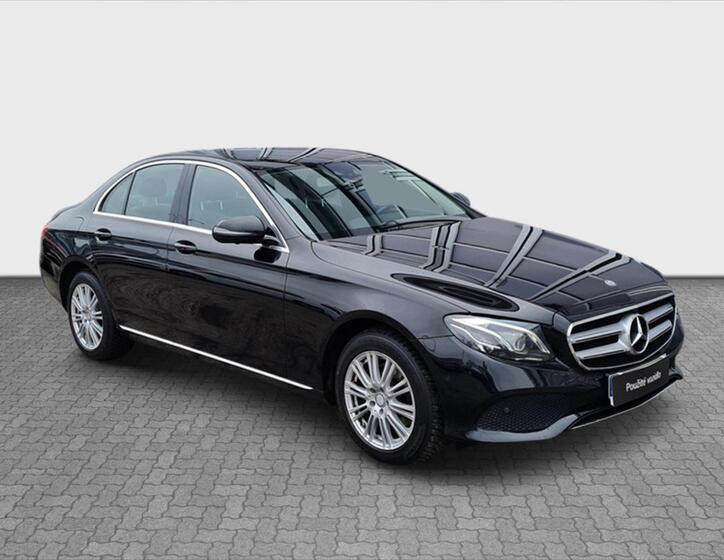 Mercedes-Benz Třídy E 7