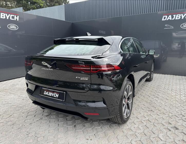 Jaguar I-Pace 7