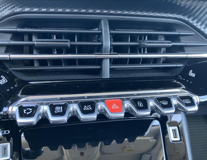 Peugeot 2008 14