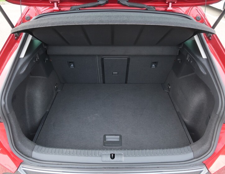 Cupra Formentor 19