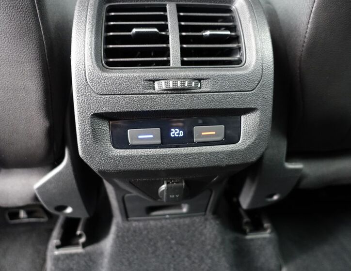Volkswagen Touran 32