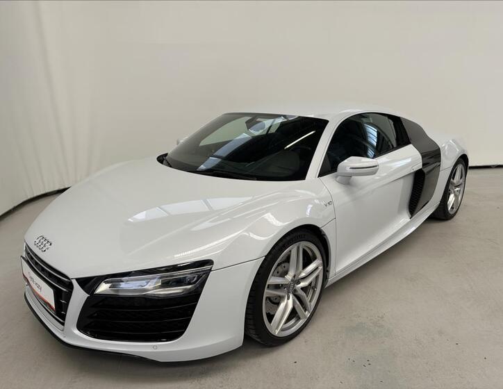 Audi R8 1