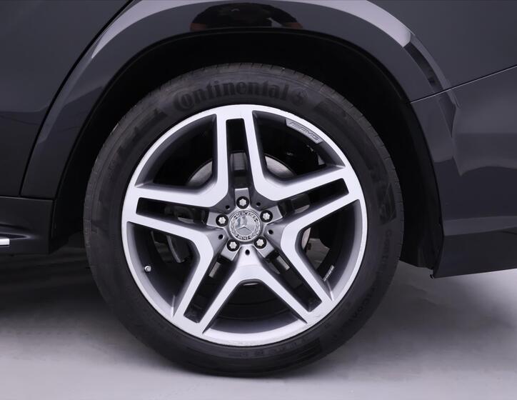 Mercedes-Benz GL 39