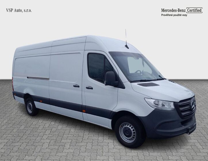 Mercedes-Benz Sprinter 7
