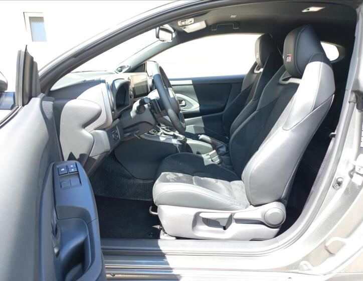 Toyota GR Yaris 11