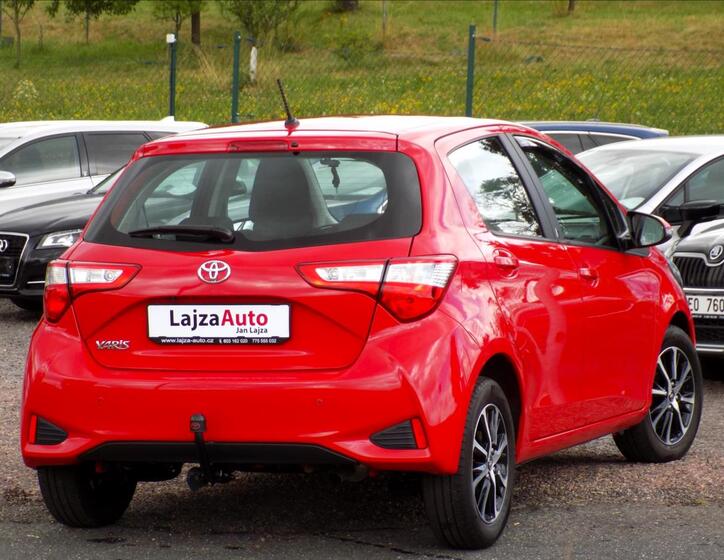 Toyota Yaris 9