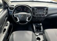 Mitsubishi L200 11