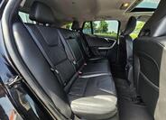 Volvo V60 38