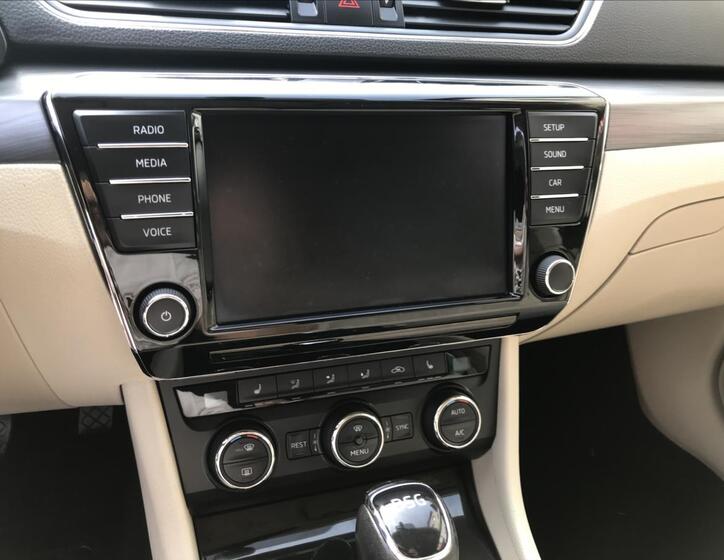 Škoda Superb 15