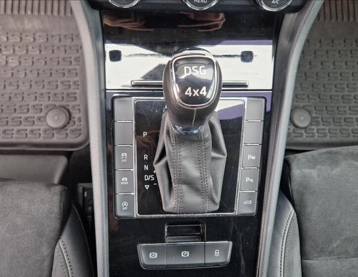 Škoda Superb 20