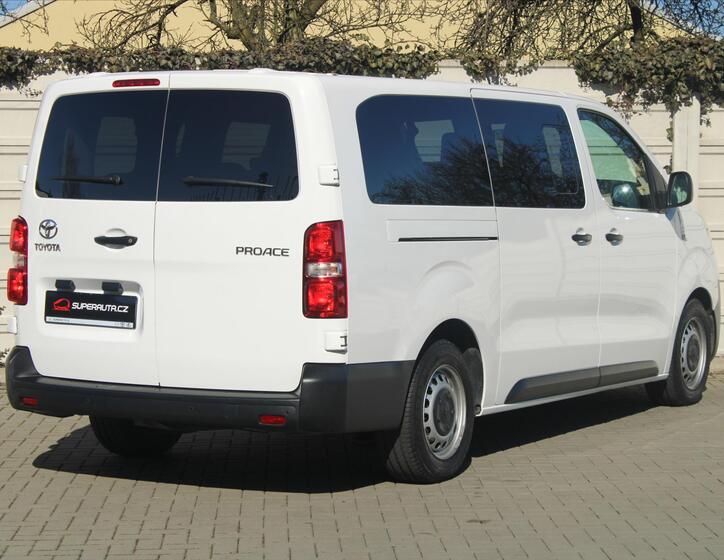 Toyota ProAce 6