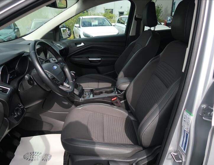 Ford Kuga 11