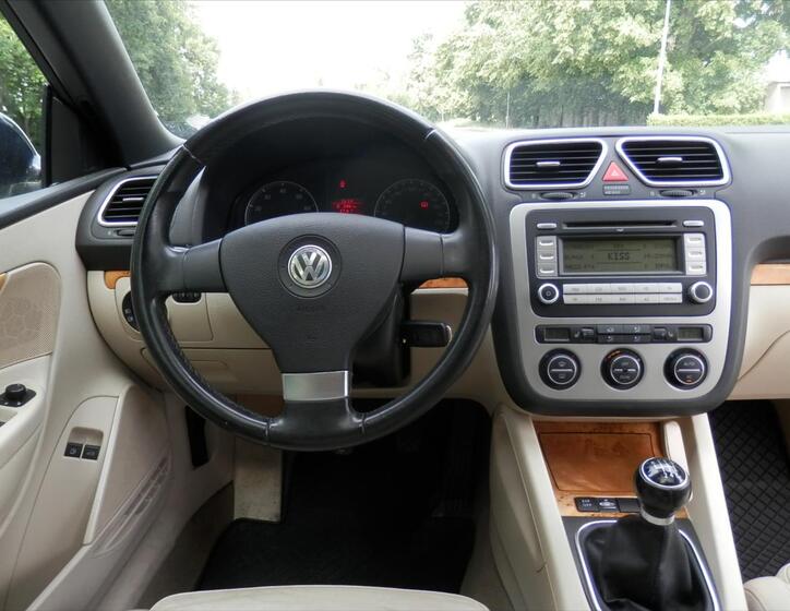 Volkswagen EOS 22