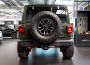 Jeep Wrangler 4
