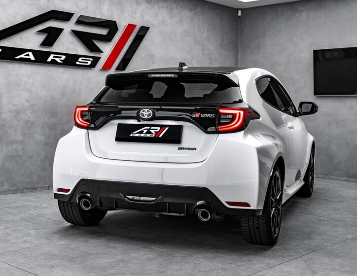 Toyota Yaris 6