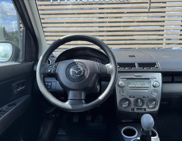 Mazda 2 5
