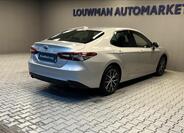 Toyota Camry 2