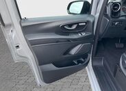 Mercedes-Benz Vito 9