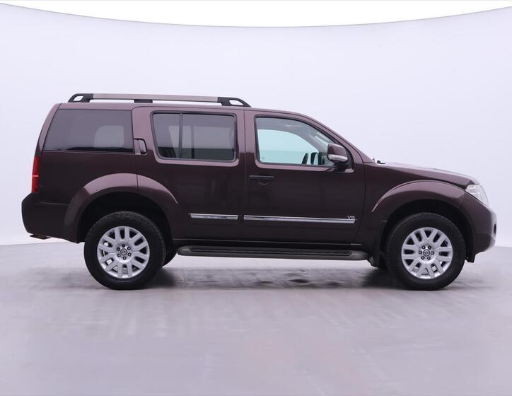 Nissan Pathfinder 8