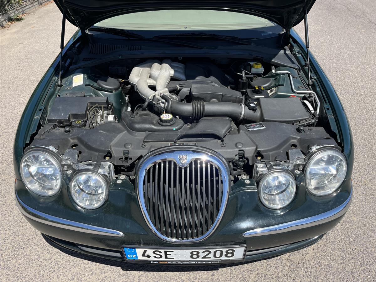 Jaguar S-Type