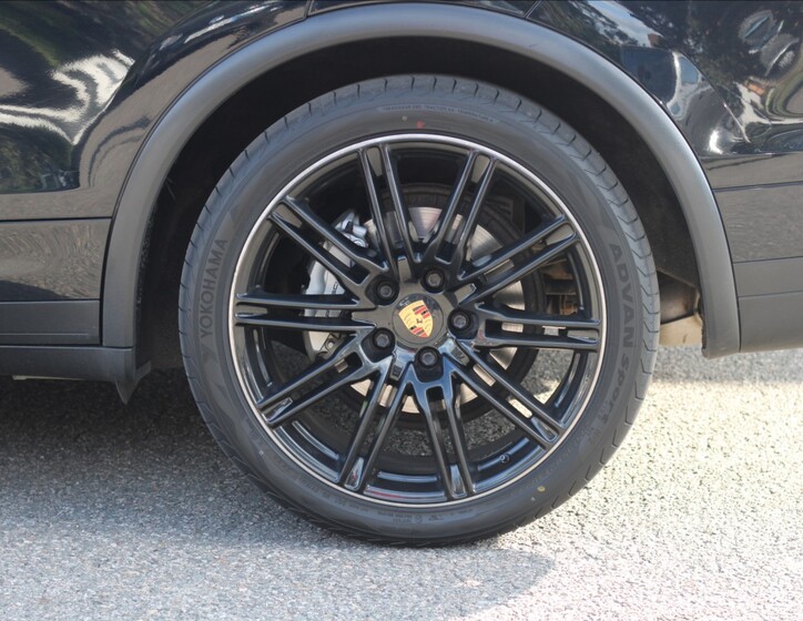 Porsche Cayenne 10