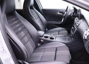 Mercedes-Benz GLA 15