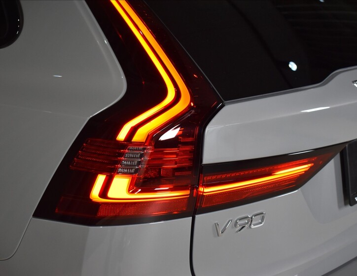 Volvo V90 6