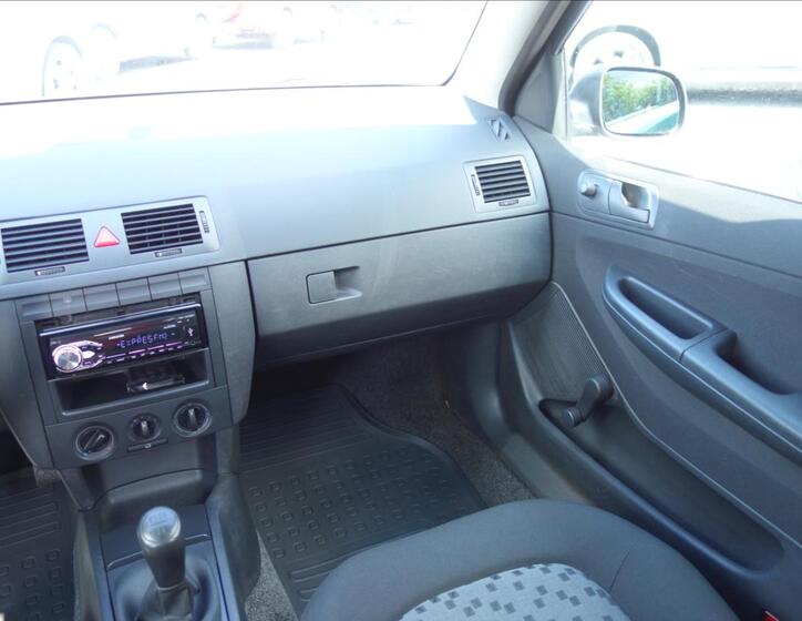 Škoda Fabia 18