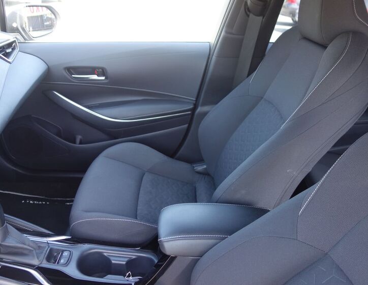 Toyota Corolla 23