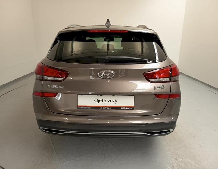 Hyundai i30 9