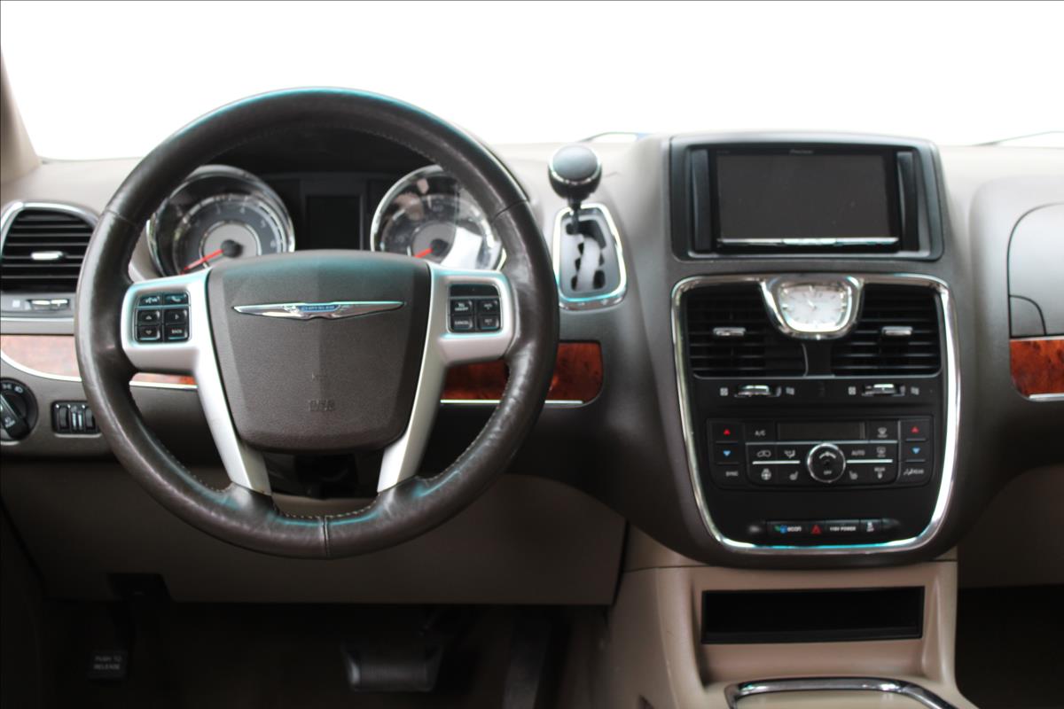Chrysler Town & Country