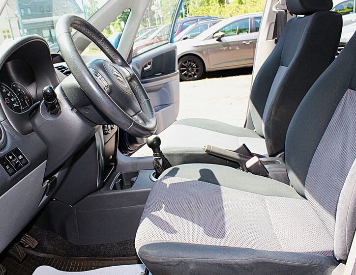 Suzuki SX4 24