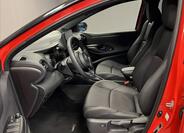 Toyota Yaris 9
