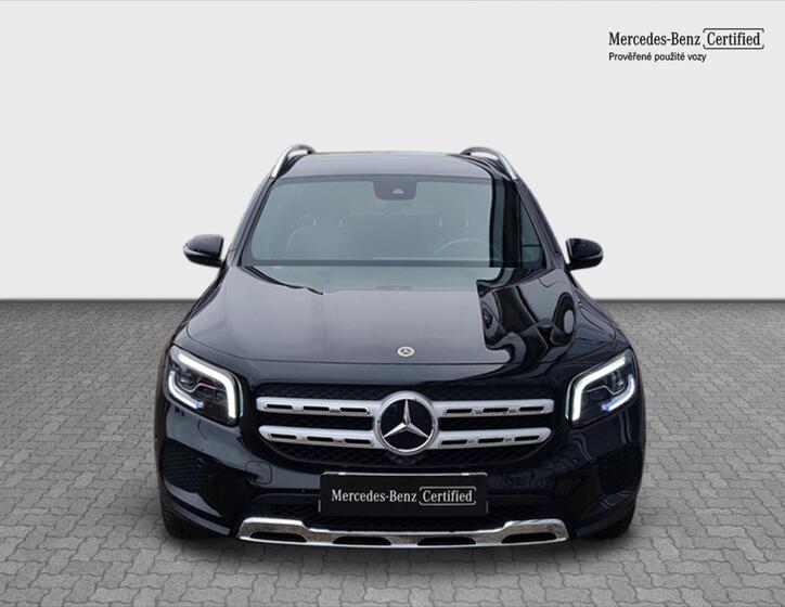 Mercedes-Benz GLB 8
