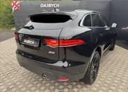 Jaguar F-Pace 6