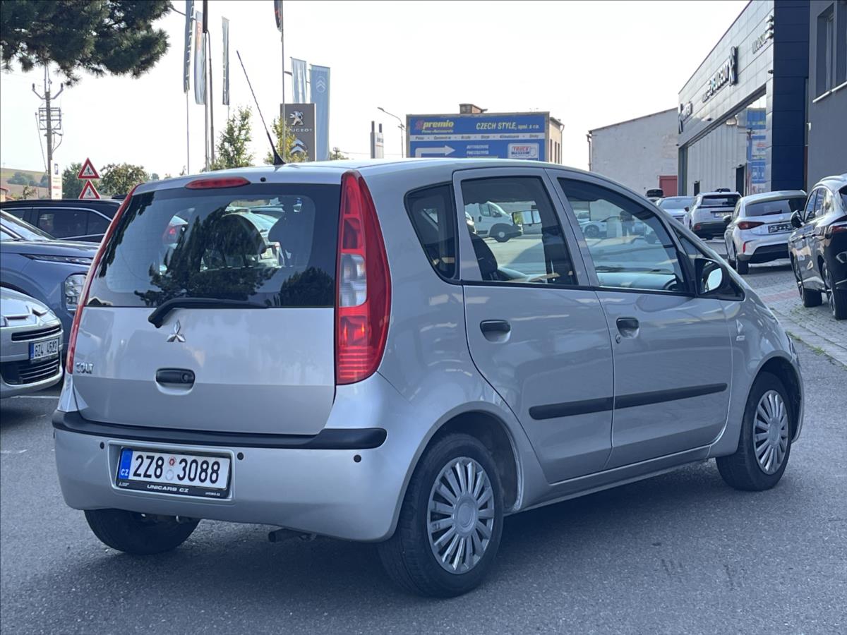 Mitsubishi Colt