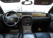 Jaguar S-Type 10