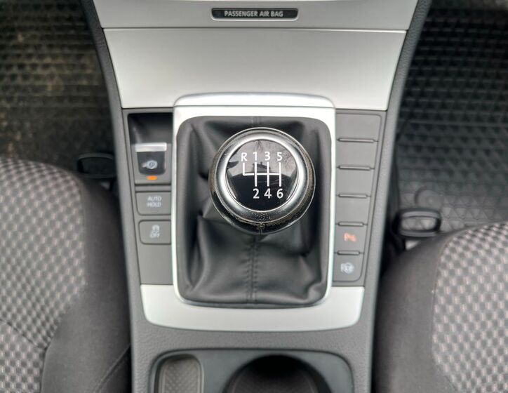 Volkswagen Passat 11